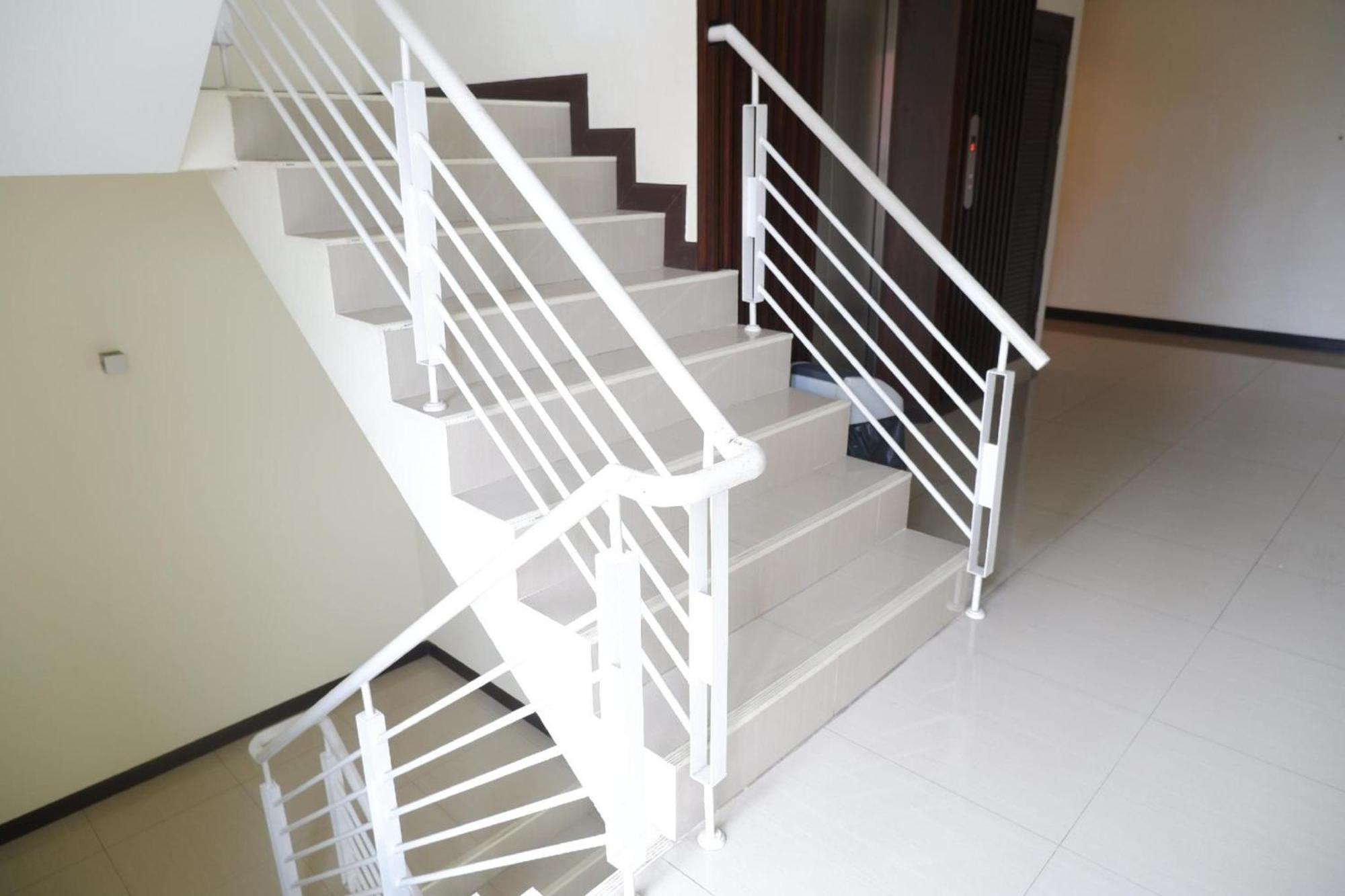 Collection O Vresotel Nonthaburi Ngoại thất bức ảnh