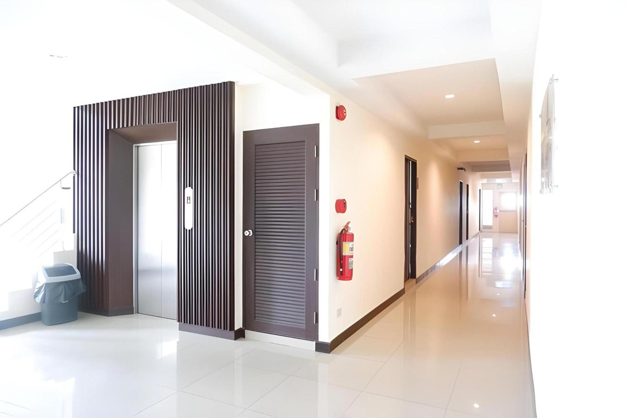 Collection O Vresotel Nonthaburi Ngoại thất bức ảnh